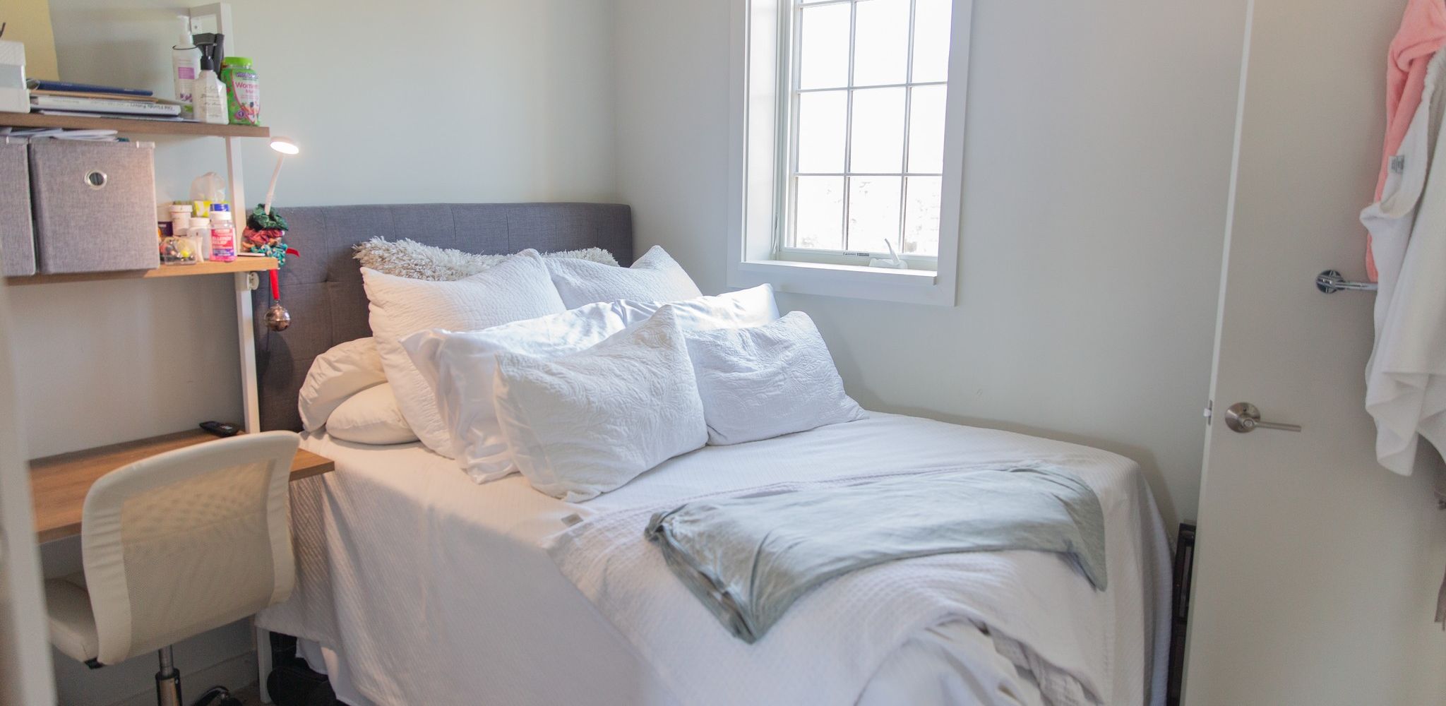 OSLO co-living apartments in Washington, D.C. Hill interior furnished bedroom